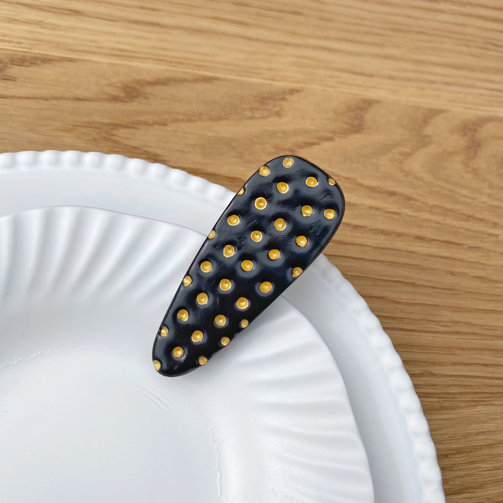 Large polka dot hair clip - Black and gold