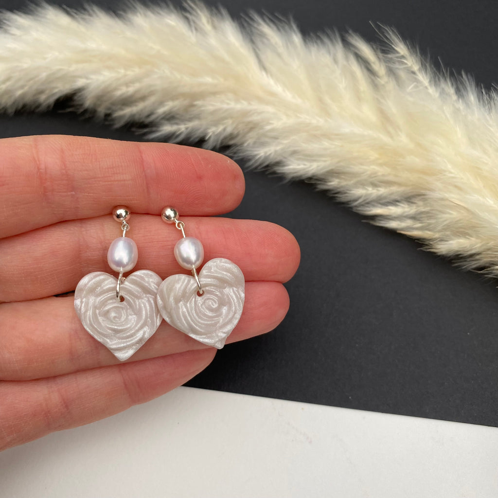 Valentines Day - rose print heart and pearl - silver
