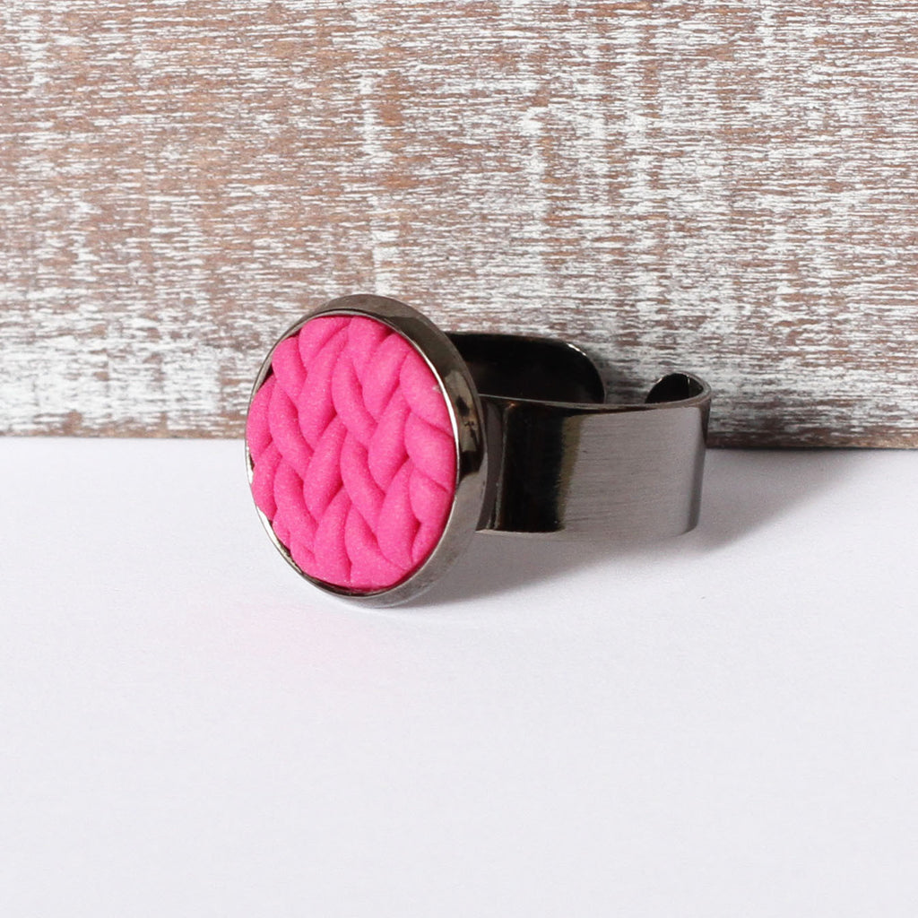 Fuchsia knitted clay ring