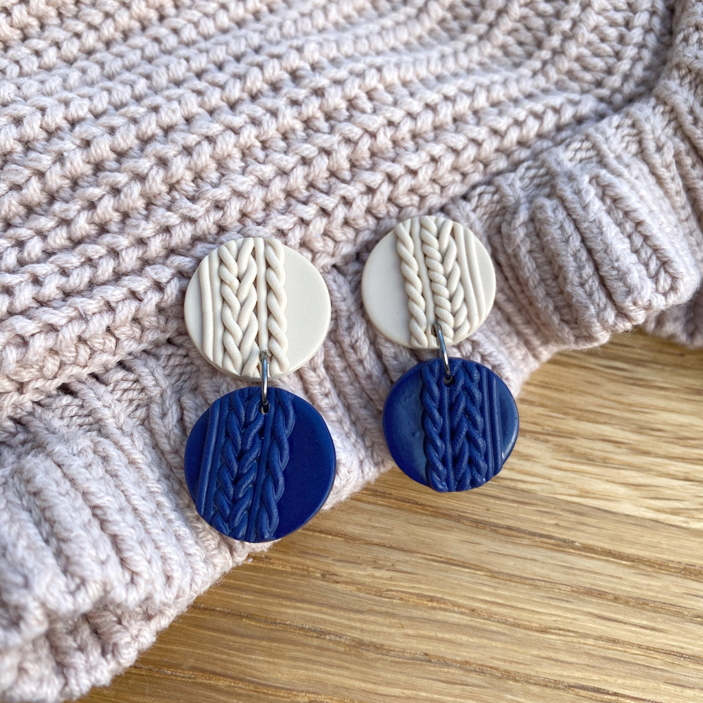 Knitted statement double disk earring - Navy