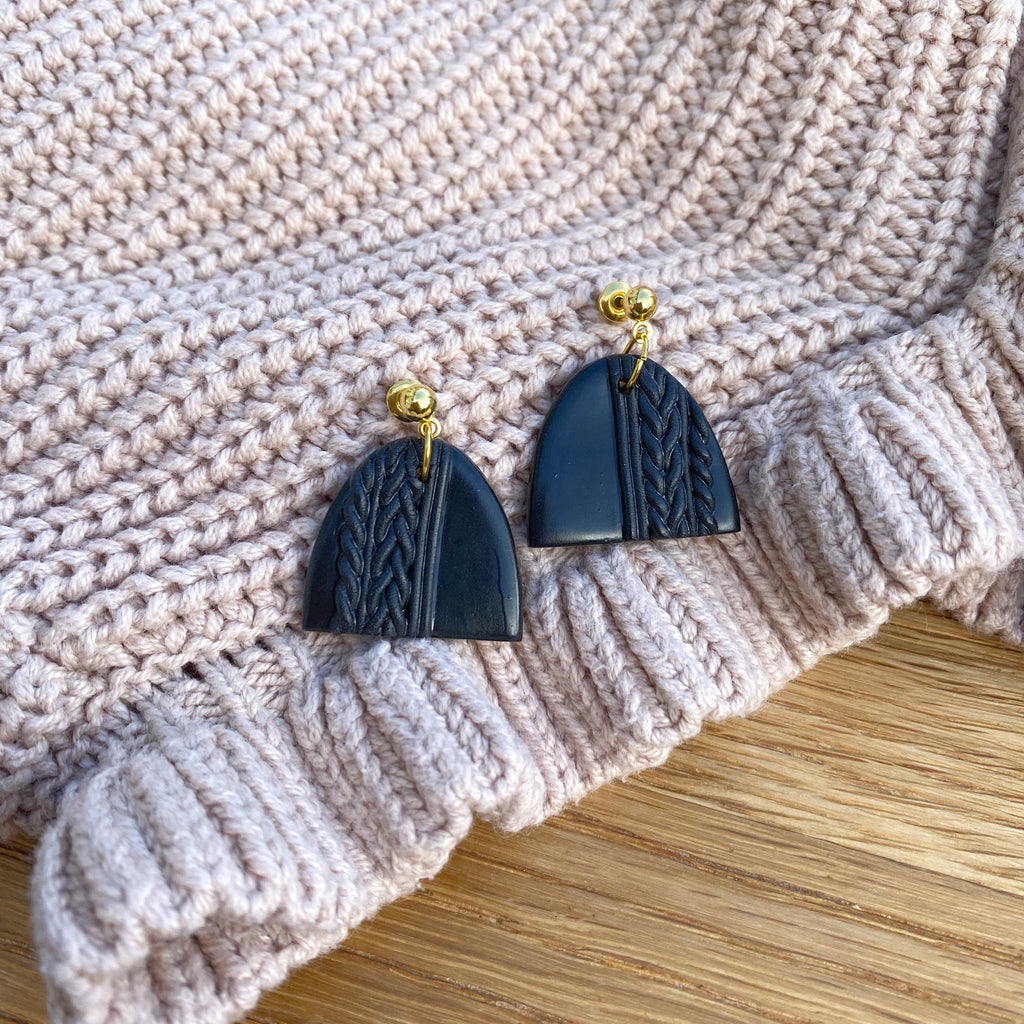 Knitted statement arch drop earring (gold or silver stud) - Black
